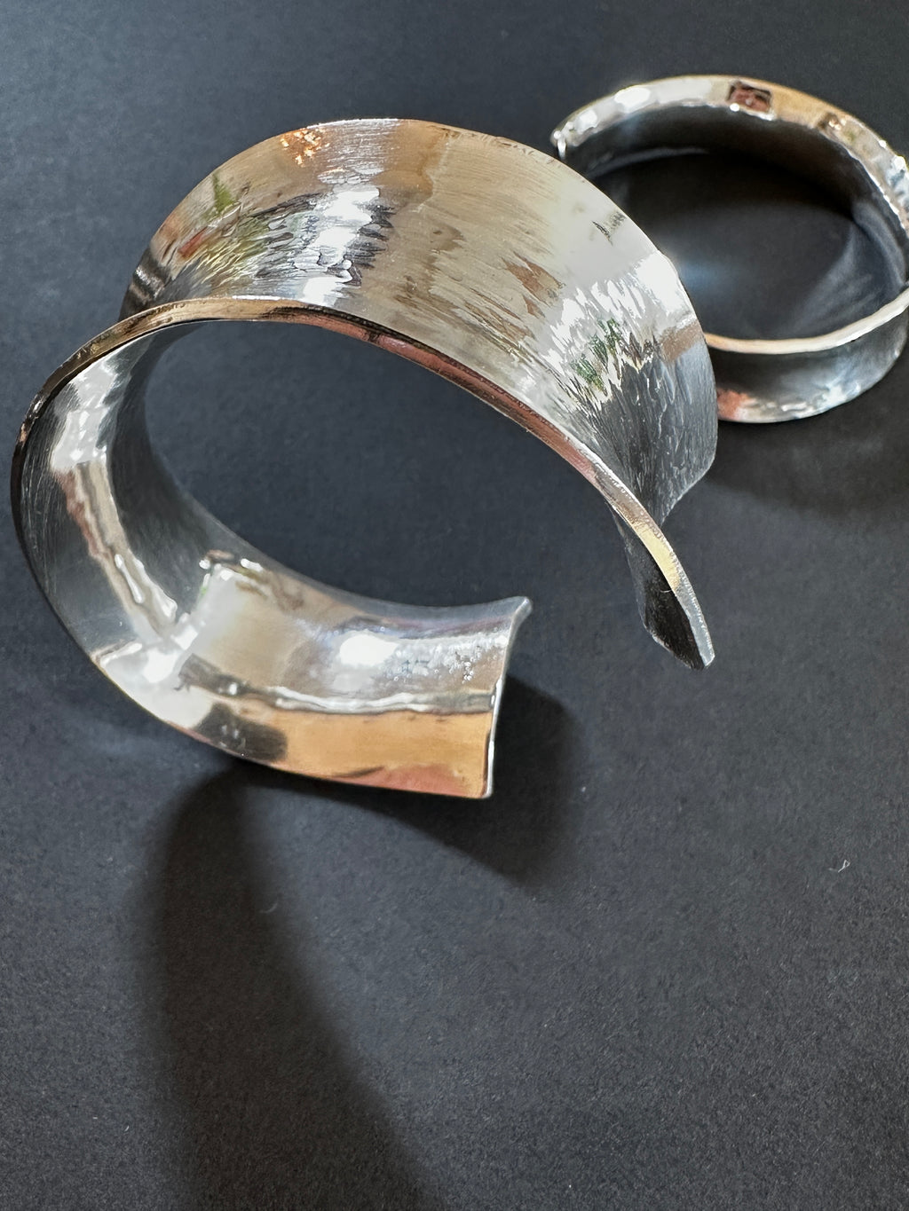 Time Stamp Forged Cuff (Wide) 122324–13:59–15:31